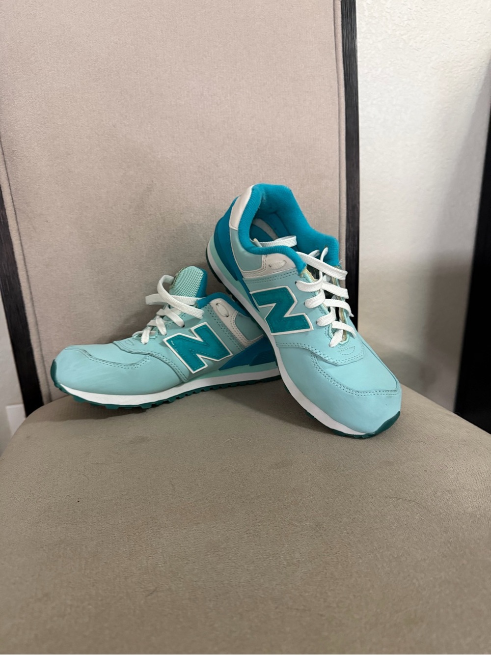 New Balance Teal/Turquoise Casual Lace-Up Sneaker